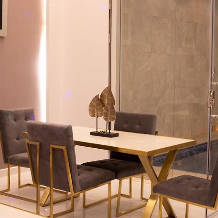 Nine Nights Chalet For Families Ahad Rafidah Exteriör bild
